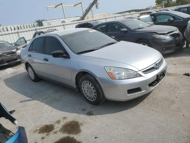 1HGCM56107A057822 2007 2007 Honda Accord- Value 4