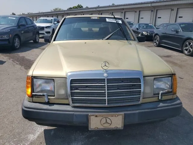 WDBEA30D4HA511061 1987 1987 Mercedes-Benz 300- E 5