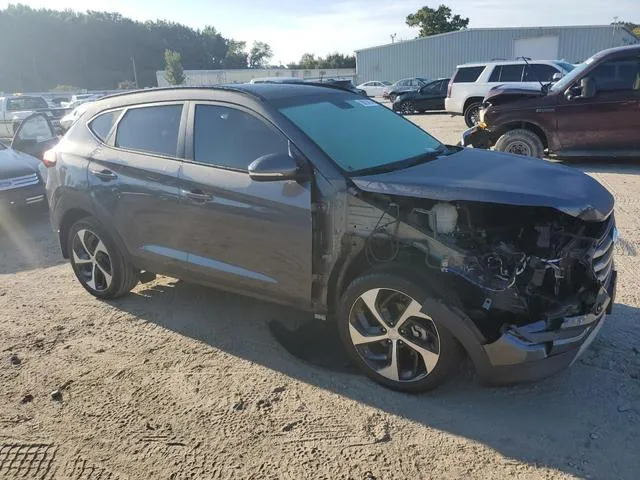 KM8J33A20JU804589 2018 2018 Hyundai Tucson- Value 4