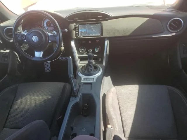 JF1ZNAA1XK8700981 2019 2019 Toyota 86 8