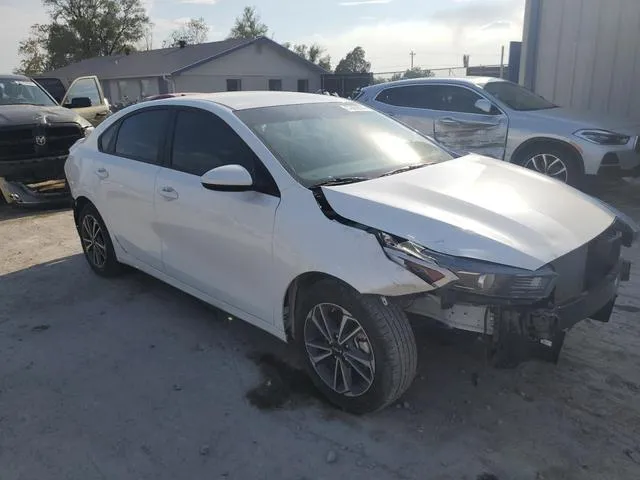 3KPF24AD8PE607956 2023 2023 KIA Forte- LX 4