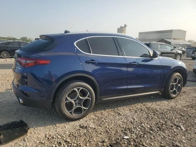 ZASFAKAN5J7B68150 2018 2018 Alfa Romeo Stelvio 3