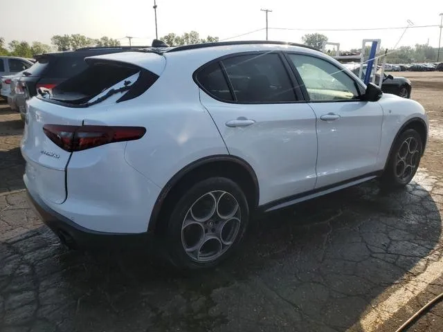 ZASPAKBN1N7D47875 2022 2022 Alfa Romeo Stelvio- TI 3