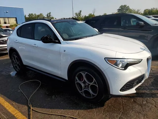 ZASPAKBN1N7D47875 2022 2022 Alfa Romeo Stelvio- TI 4