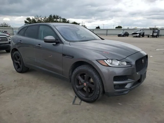 SADCJ2BV9HA056429 2017 2017 Jaguar F-Pace- Premium 4