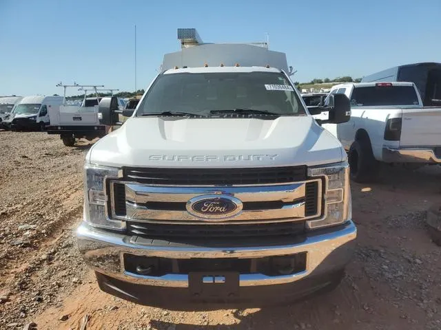 1FD8W3HT9JEB43157 2018 2018 Ford F-350- Super Duty 5