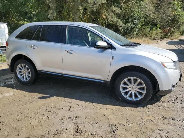 2LMDJ8JK2EBL15983 2014 2014 Lincoln MKX 4