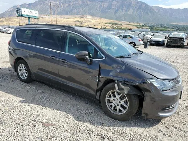 2C4RC1DG5LR266135 2020 2020 Chrysler Voyager- Lxi 4