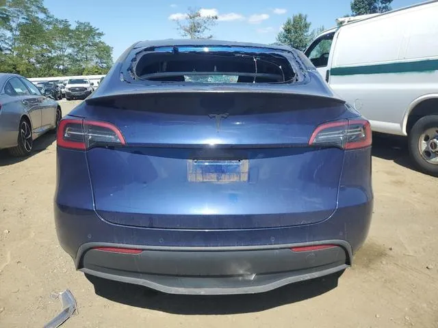 7SAYGDEFXNF530121 2022 2022 Tesla MODEL Y 6