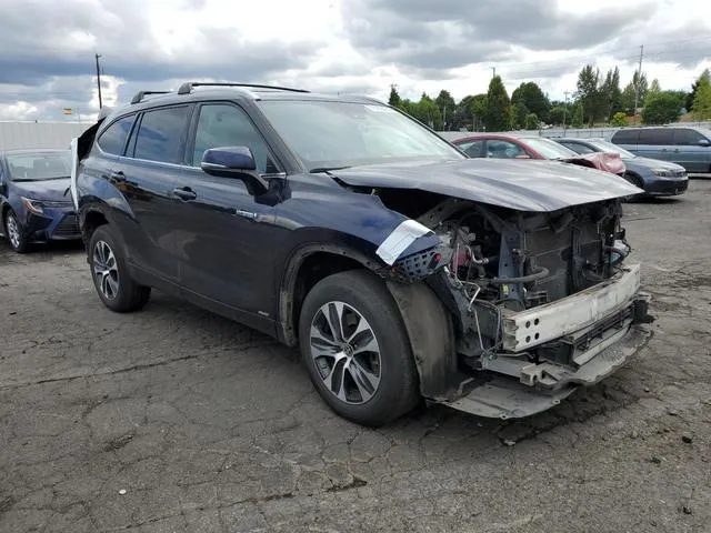 5TDHBRCHXLS508965 2020 2020 Toyota Highlander- Hybrid Xle 4