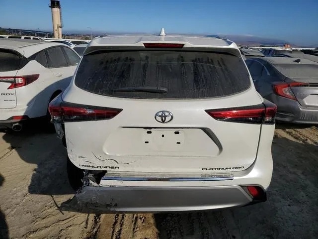 5TDFZRBH6MS111601 2021 2021 Toyota Highlander- Platinum 6