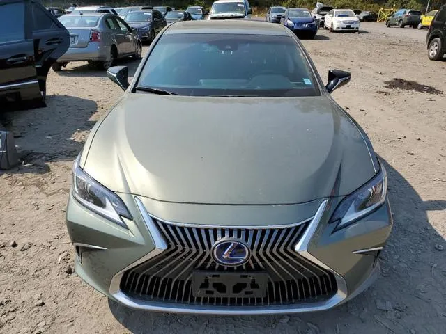 58AEA1C14MU006111 2021 2021 Lexus ES- 300H Luxury 5