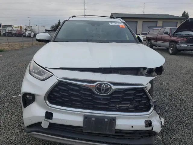 5TDFZRBH5NS196044 2022 2022 Toyota Highlander- Platinum 5