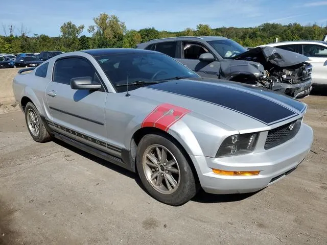 1ZVFT80N755159004 2005 2005 Ford Mustang 4