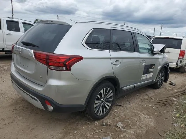 JA4AD3A38LZ015701 2020 2020 Mitsubishi Outlander- SE 3