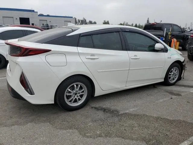 JTDKARFP9K3115485 2019 2019 Toyota Prius 3