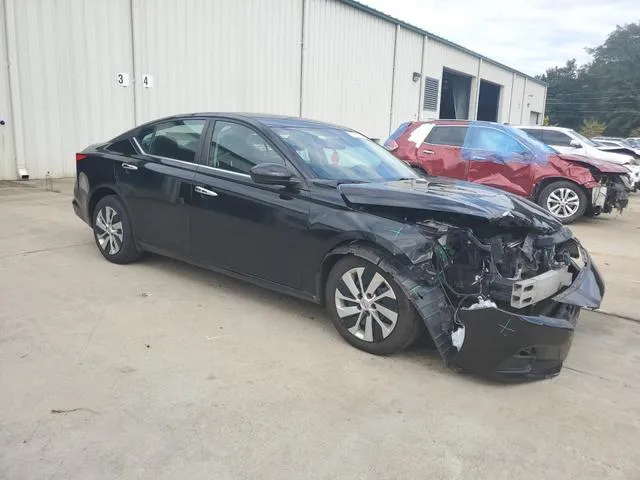 1N4BL4BV8KC209235 2019 2019 Nissan Altima- S 4