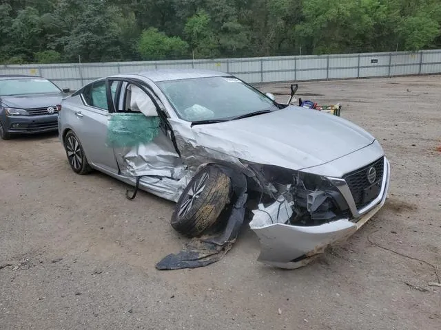 1N4BL4DV0NN384259 2022 2022 Nissan Altima- SV 4