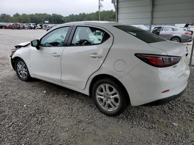 3MYDLBYV7JY329372 2018 2018 Toyota Yaris 2