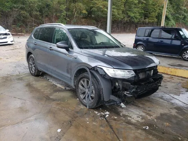 3VV3B7AXXNM157410 2022 2022 Volkswagen Tiguan- SE 4