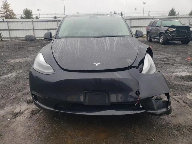 7SAYGDEE1RF080095 2024 2024 Tesla MODEL Y 5