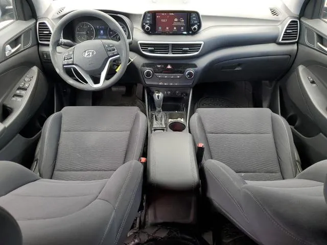 KM8J23A4XMU395252 2021 2021 Hyundai Tucson- SE 8