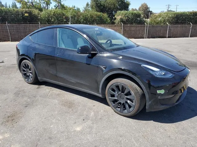 7SAYGAEE8NF570333 2022 2022 Tesla MODEL Y 4