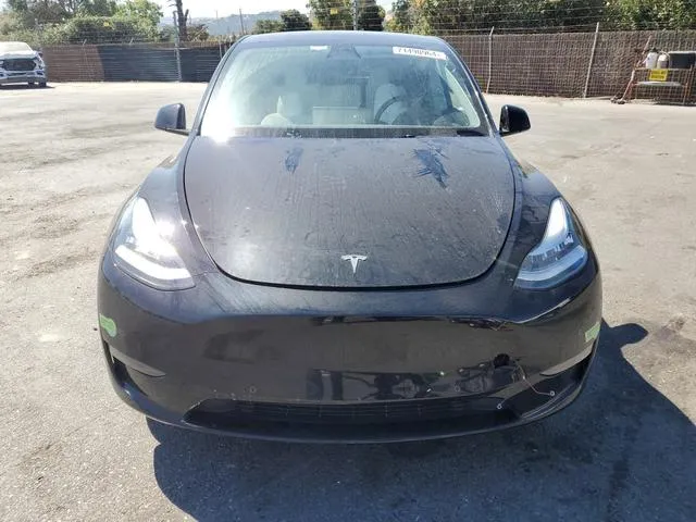 7SAYGAEE8NF570333 2022 2022 Tesla MODEL Y 5