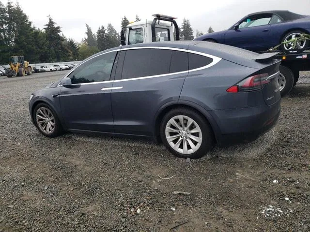 5YJXCAE27HF076186 2017 2017 Tesla MODEL X 2