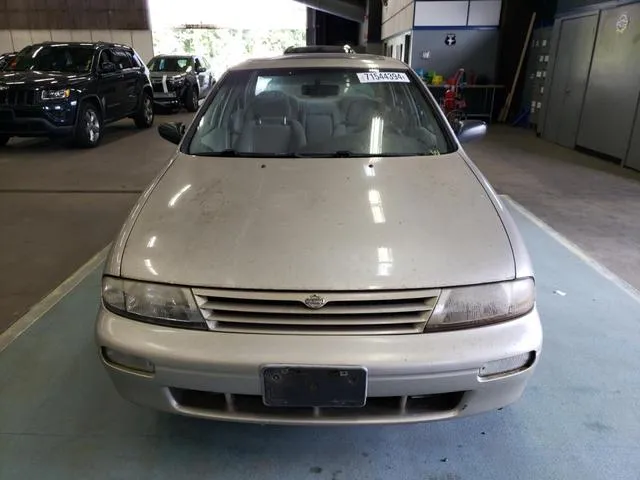 1N4BU31D0TC137724 1996 1996 Nissan Altima- XE 5