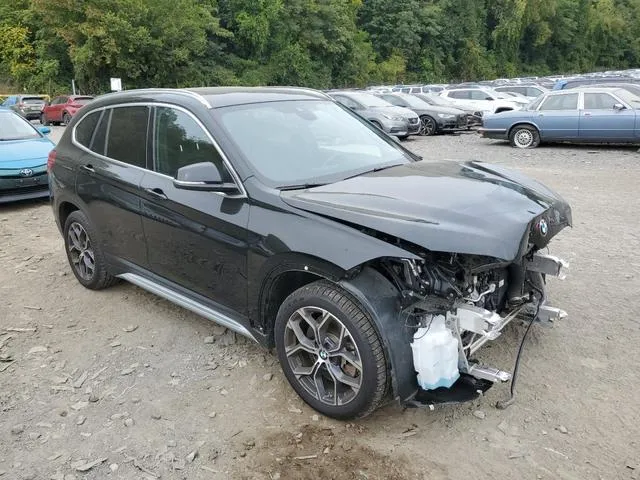 WBXJG9C05N5U60669 2022 2022 BMW X1- Xdrive28I 4