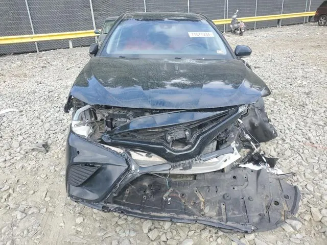 4T1B61HK5JU128081 2018 2018 Toyota Camry- Xse 5