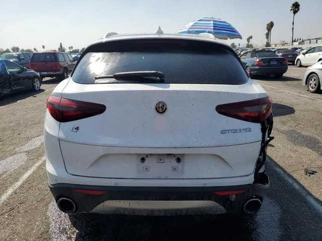 ZASFAKAN5J7B69315 2018 2018 Alfa Romeo Stelvio 6