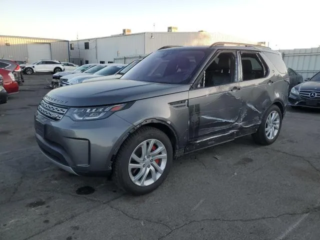 SALRR2RV0JA077611 2018 2018 Land Rover Discovery- Hse 1