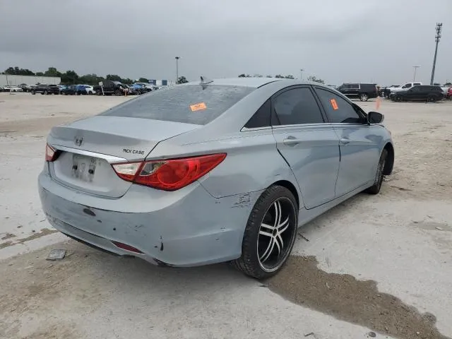 5NPEB4AC2BH297133 2011 2011 Hyundai Sonata- Gls 3