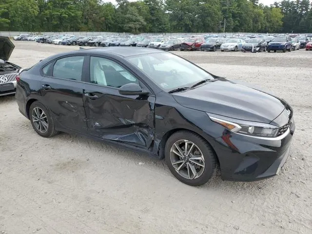 3KPF24AD4PE520149 2023 2023 KIA Forte- LX 4