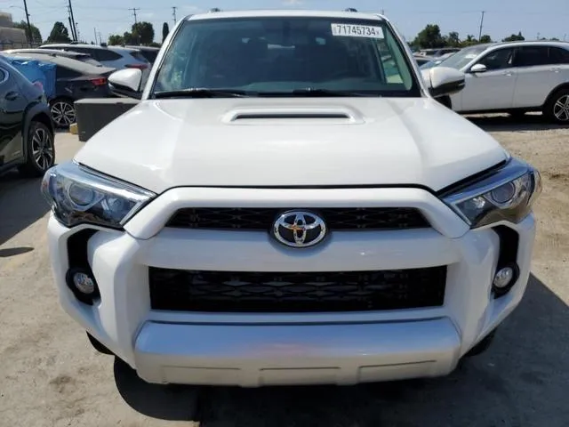 JTEZU5JR9K5201919 2019 2019 Toyota 4runner- SR5 5