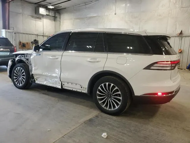 5LM5J6XC5NGL17219 2022 2022 Lincoln Aviator 2