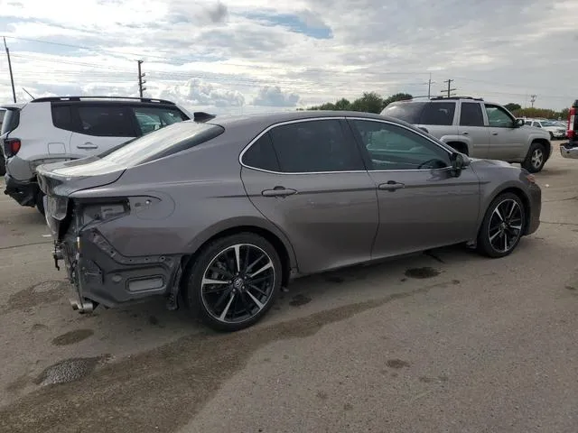 4T1BZ1HK3JU003703 2018 2018 Toyota Camry- Xse 3