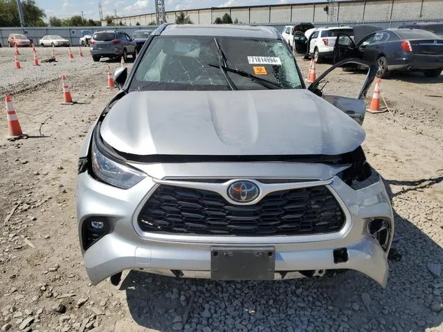 5TDHZRBH3LS510263 2020 2020 Toyota Highlander- Xle 5