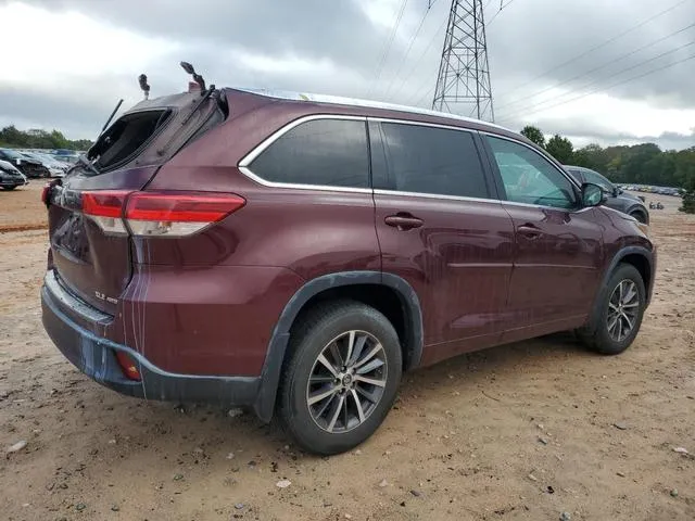 5TDJZRFH1HS409211 2017 2017 Toyota Highlander- SE 3