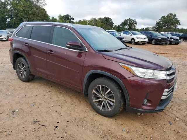 5TDJZRFH1HS409211 2017 2017 Toyota Highlander- SE 4