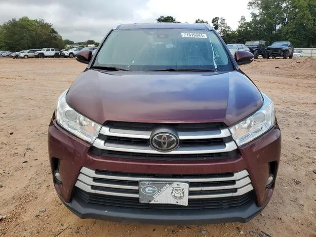 5TDJZRFH1HS409211 2017 2017 Toyota Highlander- SE 5