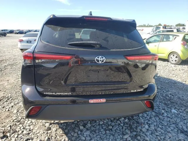 5TDHZRBH1NS228013 2022 2022 Toyota Highlander- Xle 6