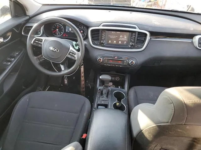 5XYPGDA50KG490139 2019 2019 KIA Sorento- LX 8