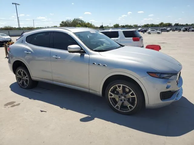 ZN661YUL2HX249363 2017 2017 Maserati Levante- S Luxury 4