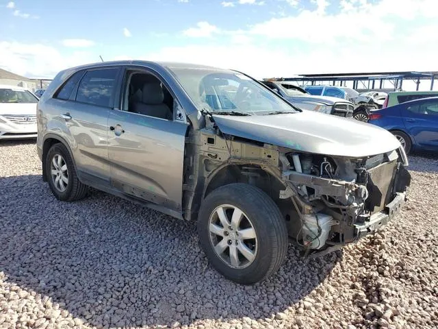 5XYKT3A12BG132277 2011 2011 KIA Sorento- Base 4