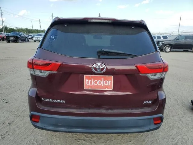 5TDKZRFH7KS308220 2019 2019 Toyota Highlander- SE 6