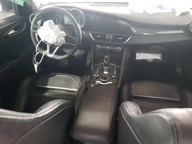 ZARFANBN6K7615665 2019 2019 Alfa Romeo Giulia- TI 8