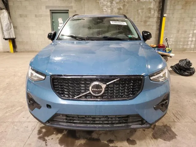 YV4L12UW1P2101919 2023 2023 Volvo XC40- Plus 5